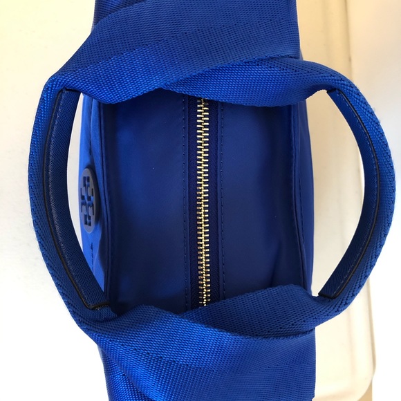 Tory Burch Quinn Tote - Picture 8 of 8